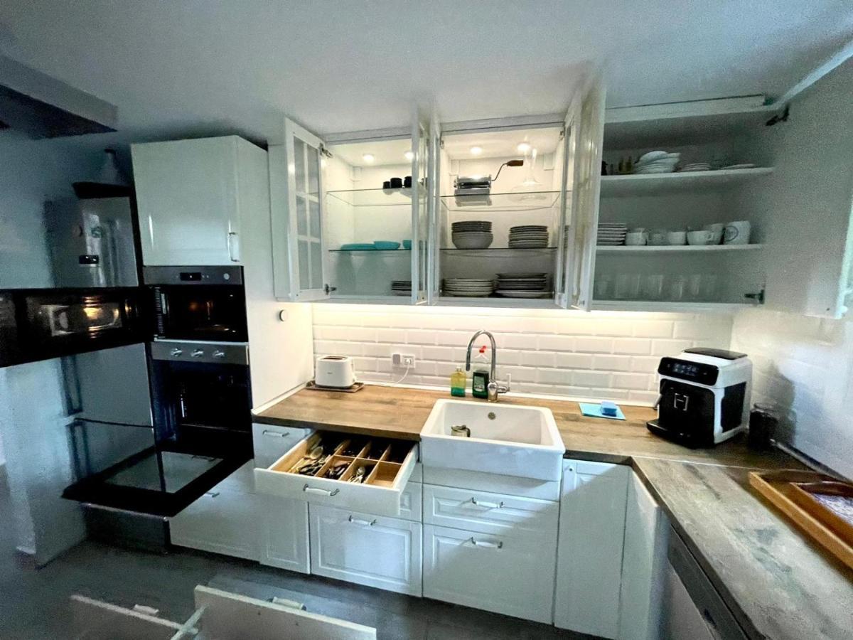 Casa En Masnou Junto A Playa Y Tren Villa Eksteriør billede
