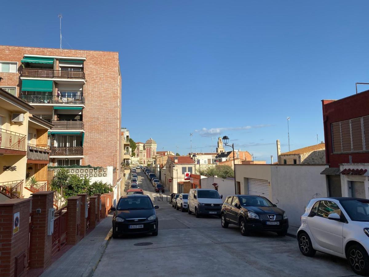Casa En Masnou Junto A Playa Y Tren Villa Eksteriør billede